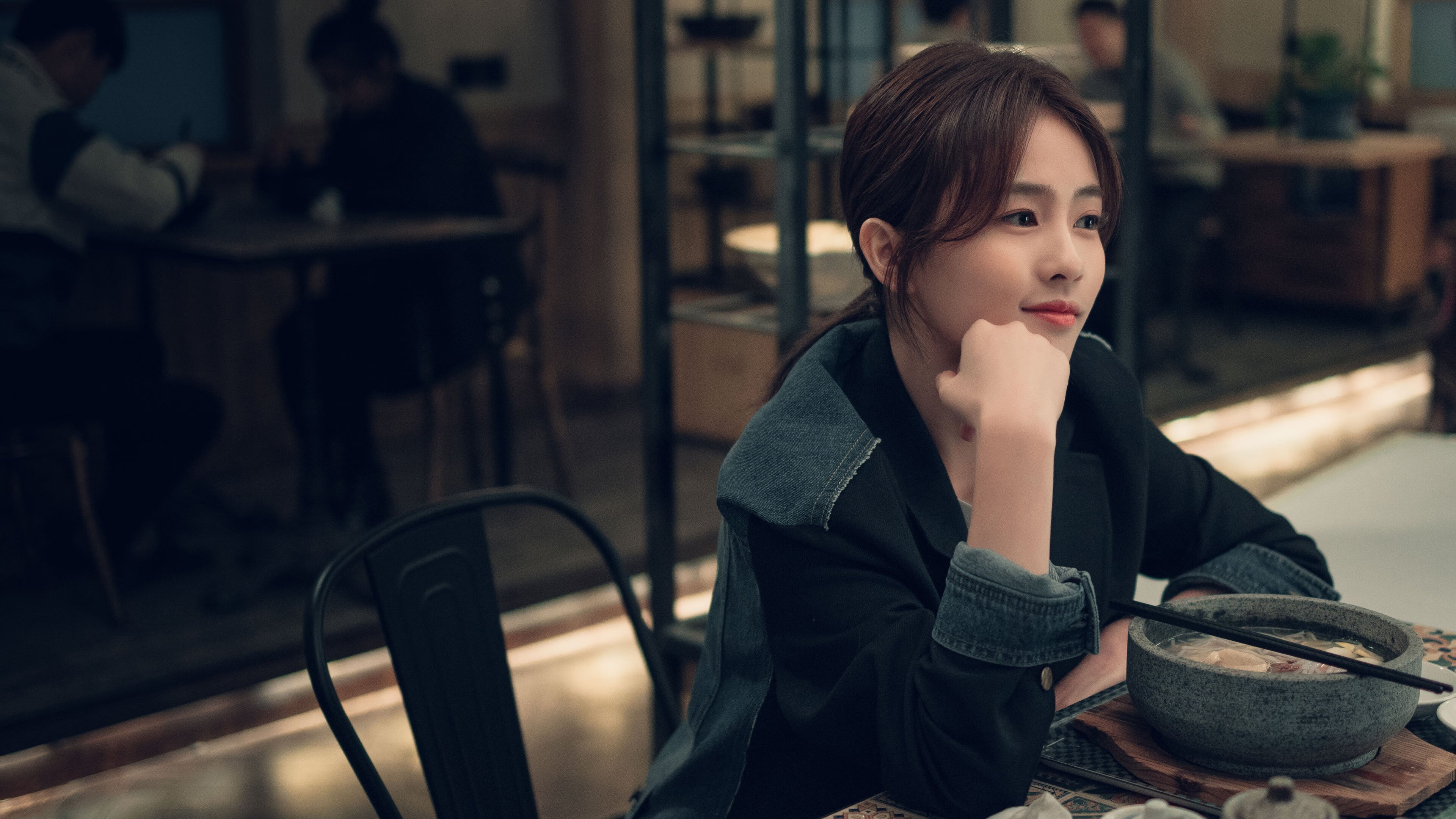 那不勒斯连续传递撕开密集阵型，那不勒斯官方